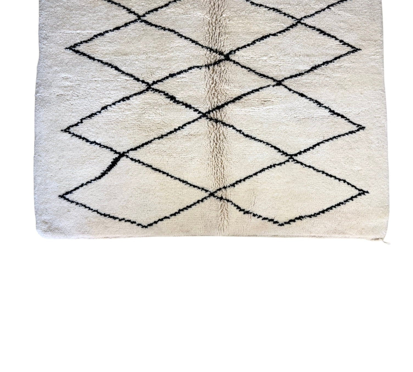 Beni ourain tight diamond white black rug top