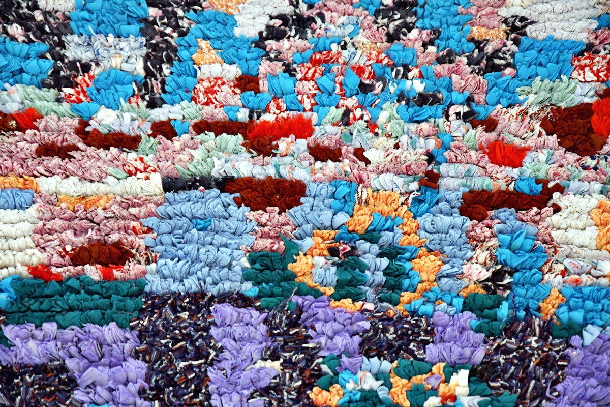 Blue red purple moroccan boucherouite top runner rag rug Close up 2