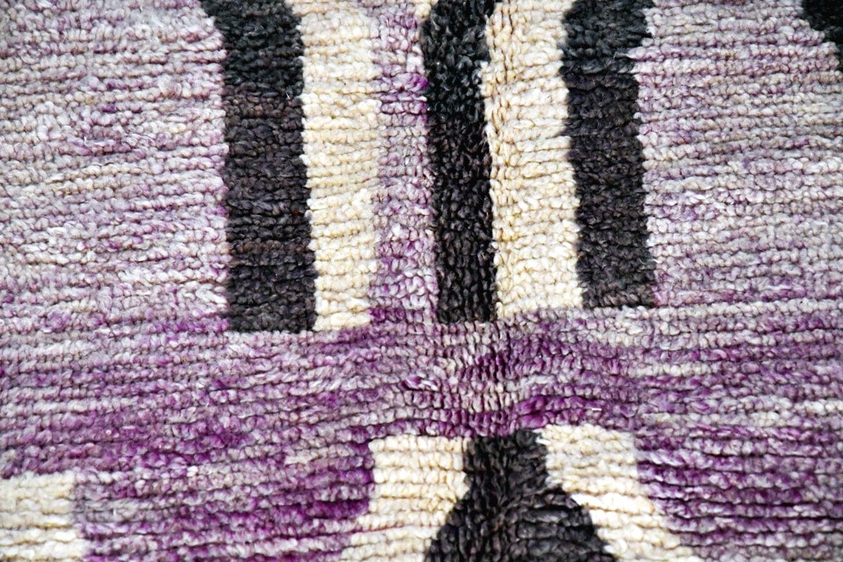 Boujaad purple rug with black