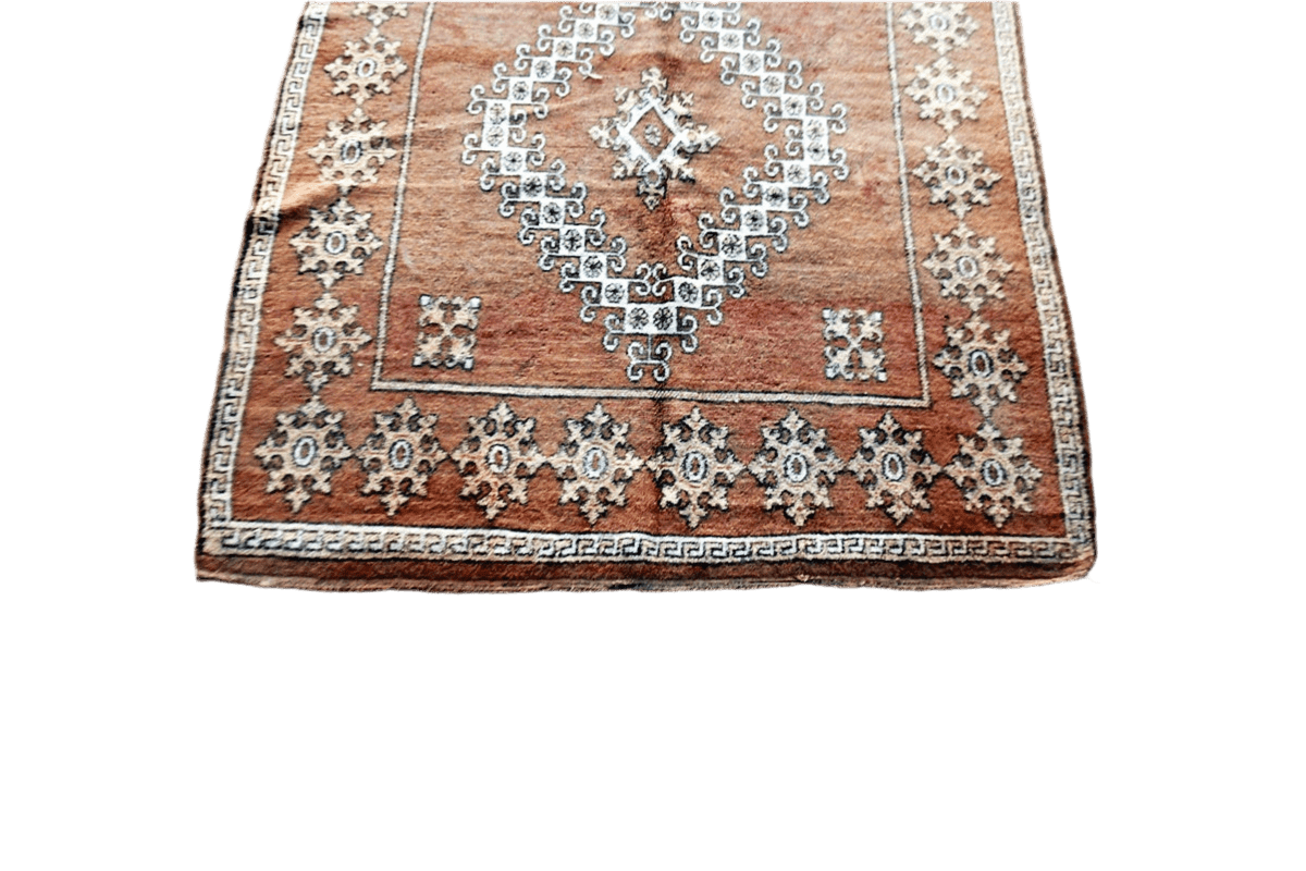 Brown rust earthy vintage moroccan zemmour rug top
