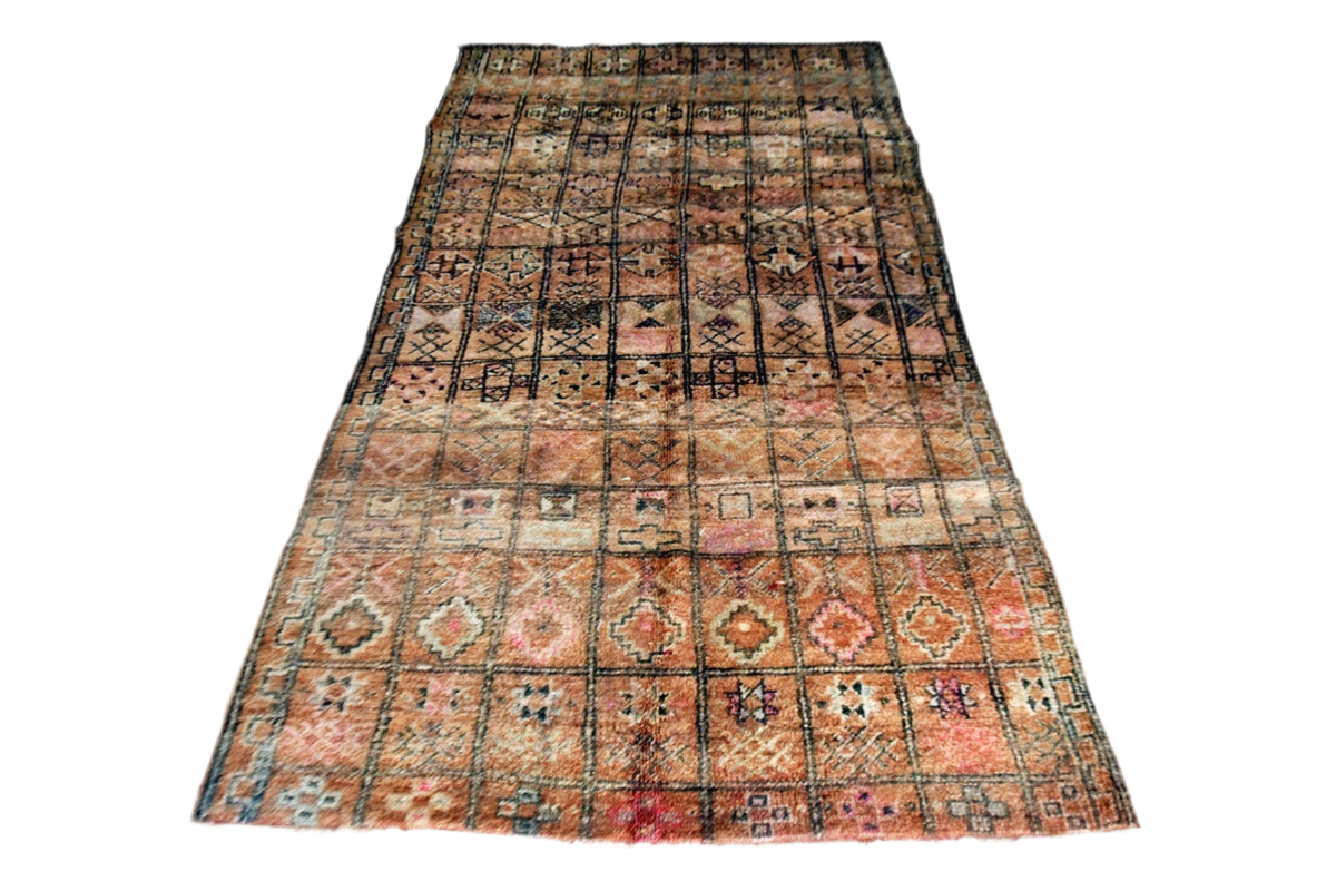 Dark earthy brwown vintage zemmour moroccan rug carpet front