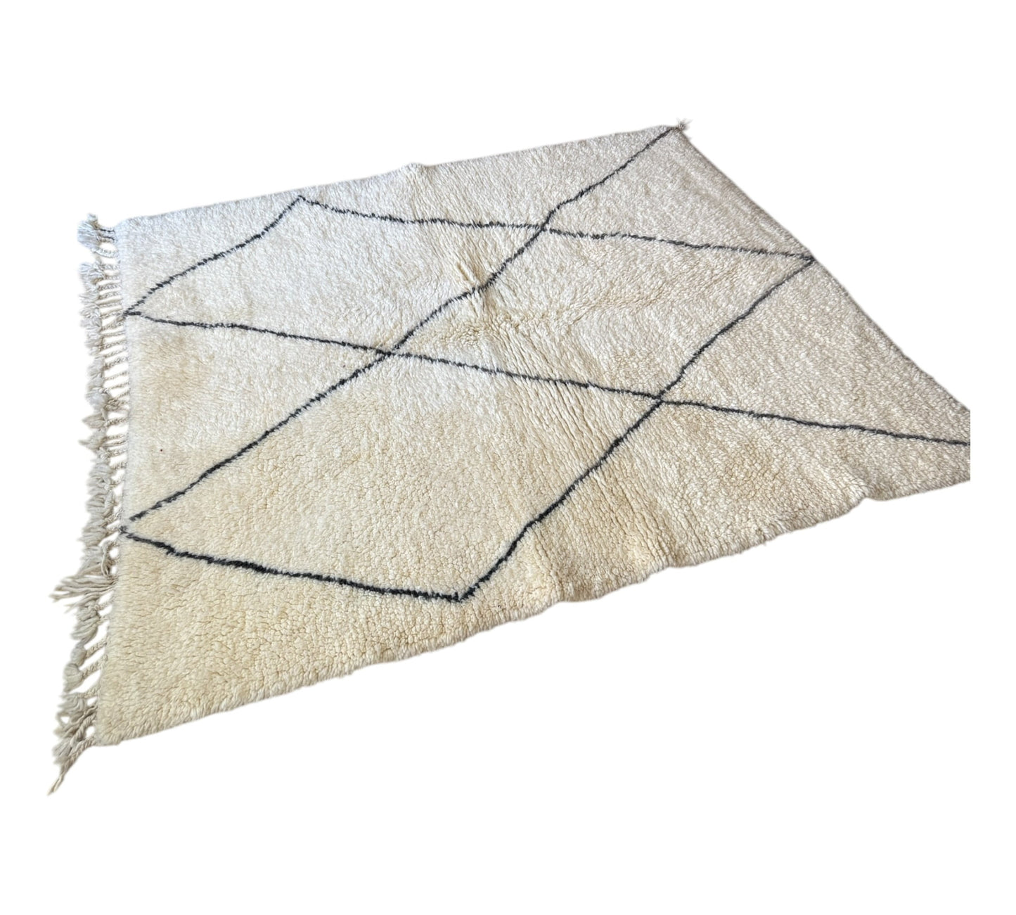 Diamond plush beni ourain rug side shot