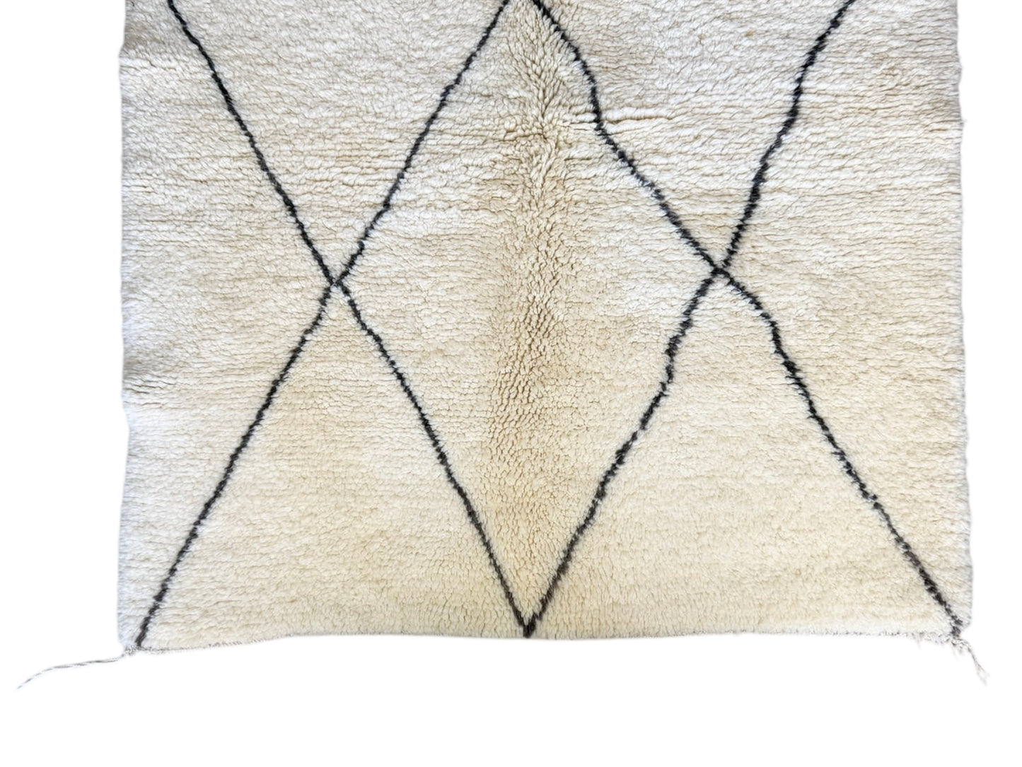 Diamond plush beni ourain rug top