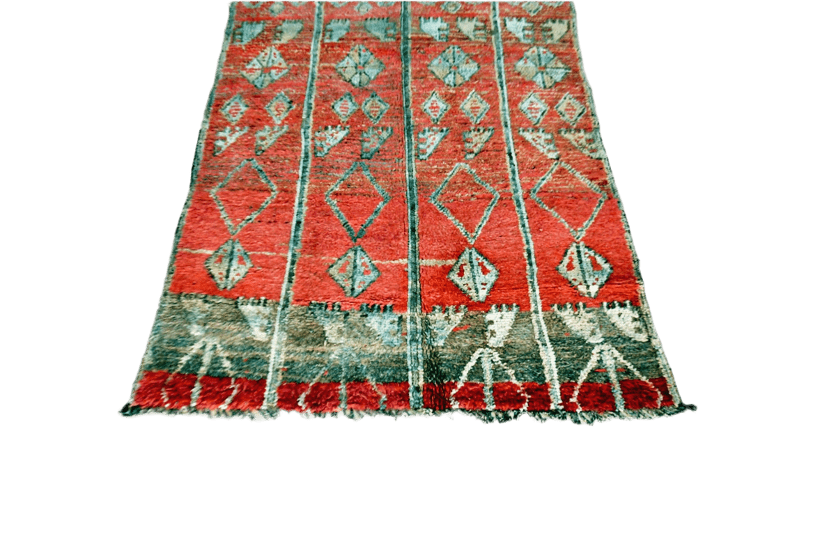 Pink blush vintage moroccan zemmour rug bottom