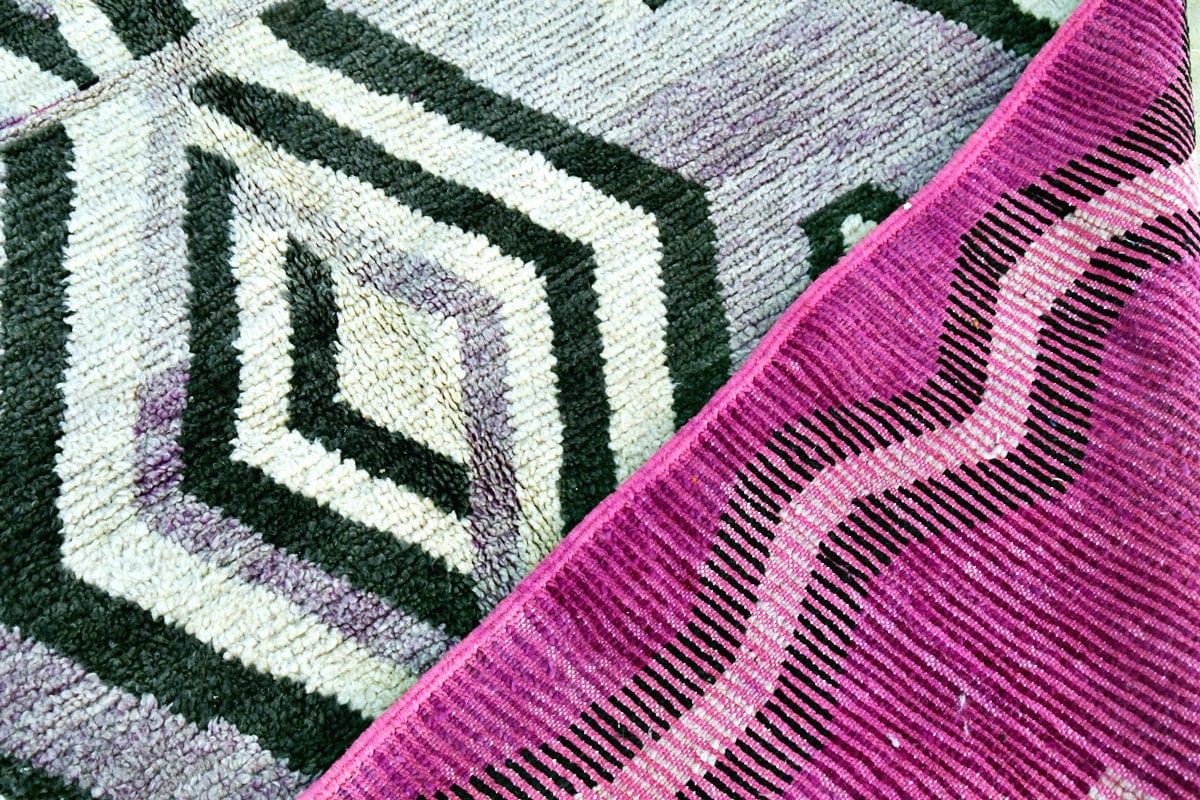 Purple black abstract moroccan Boujaad rug back