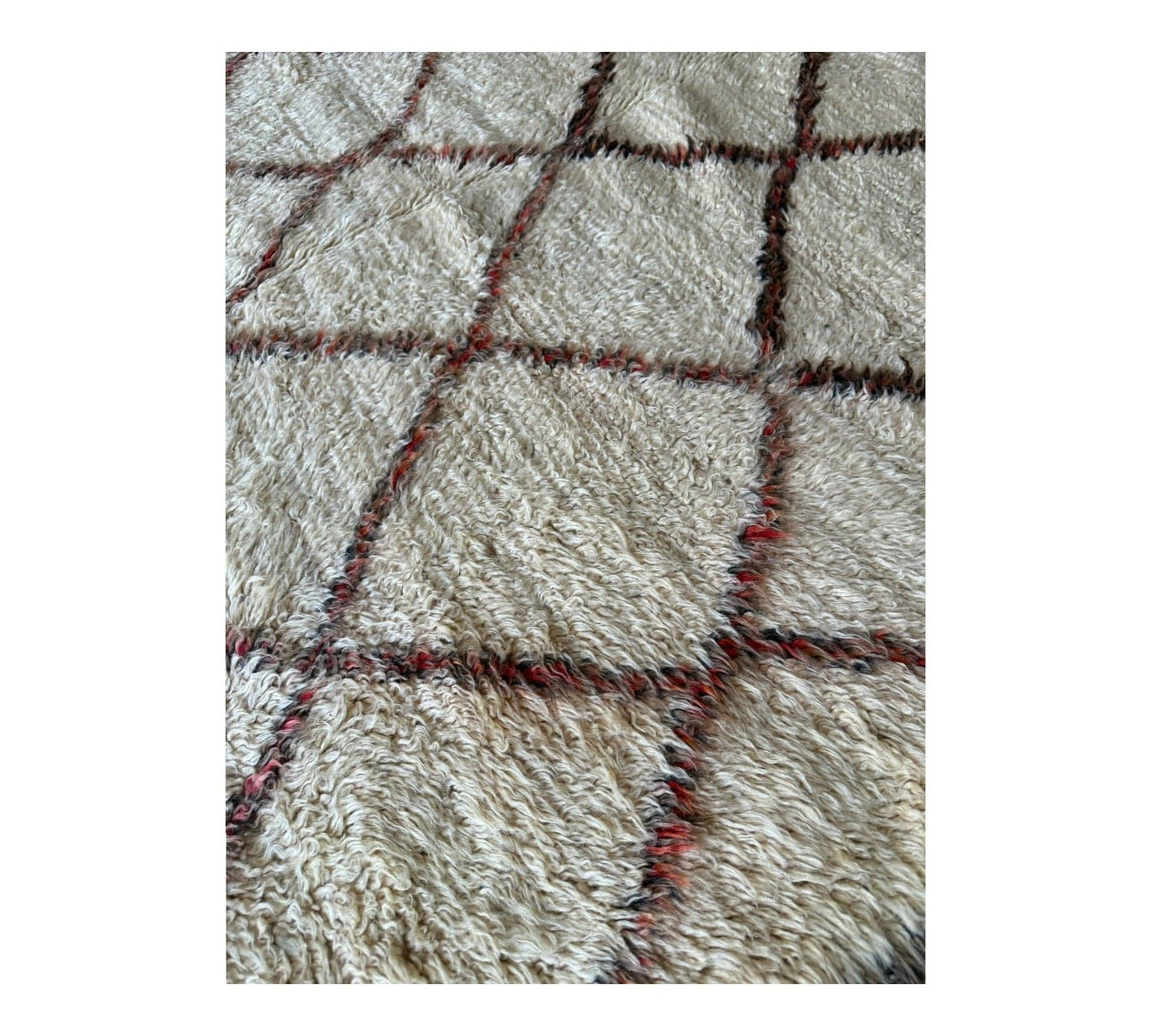 Red & Black diamonds white vintage beni ourain rug close up