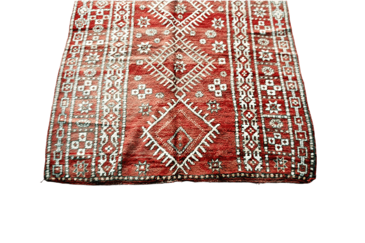 Red symethrical moroccan vintage zemmour rugs top