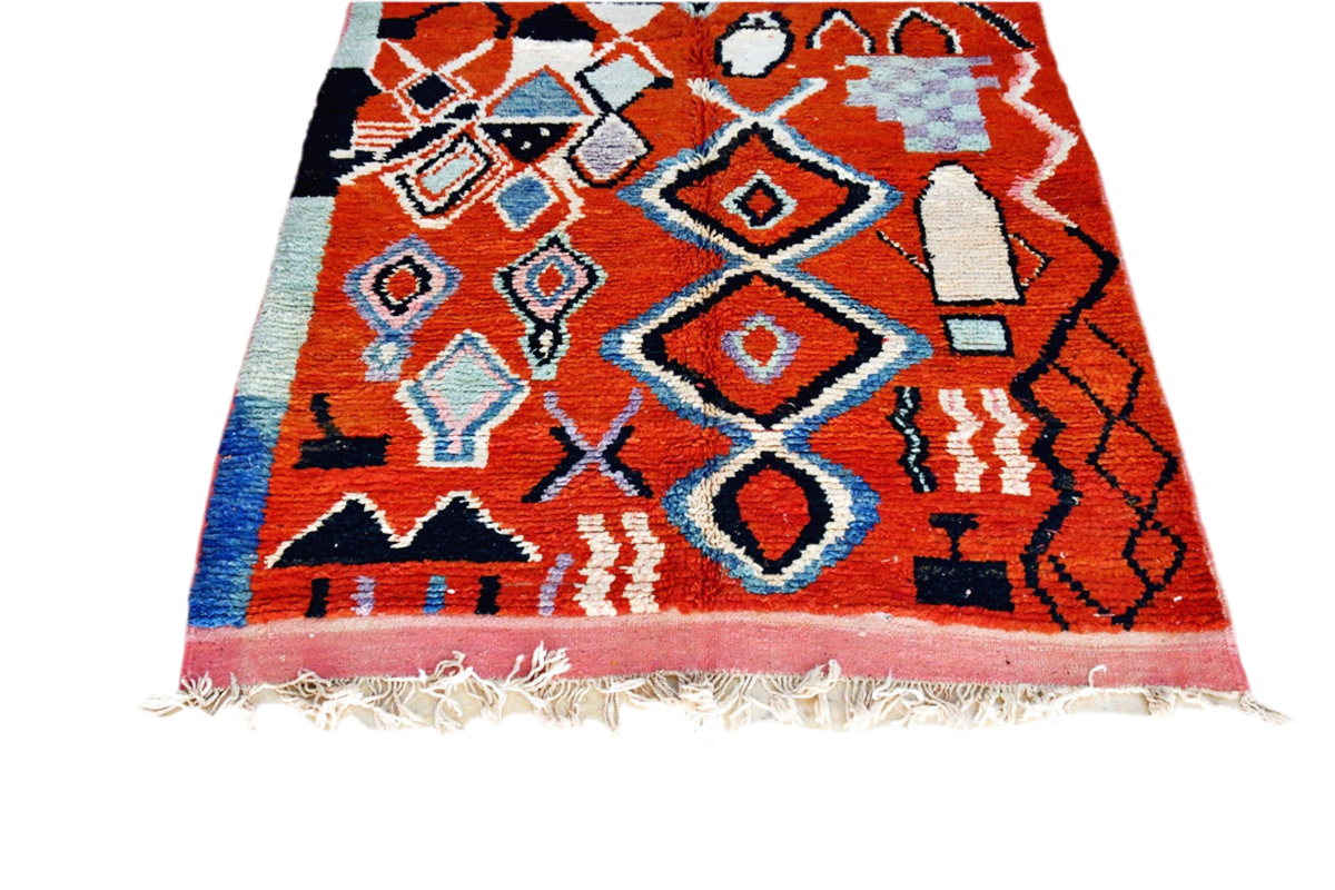 Red white black moroccan boujaad rug bottom