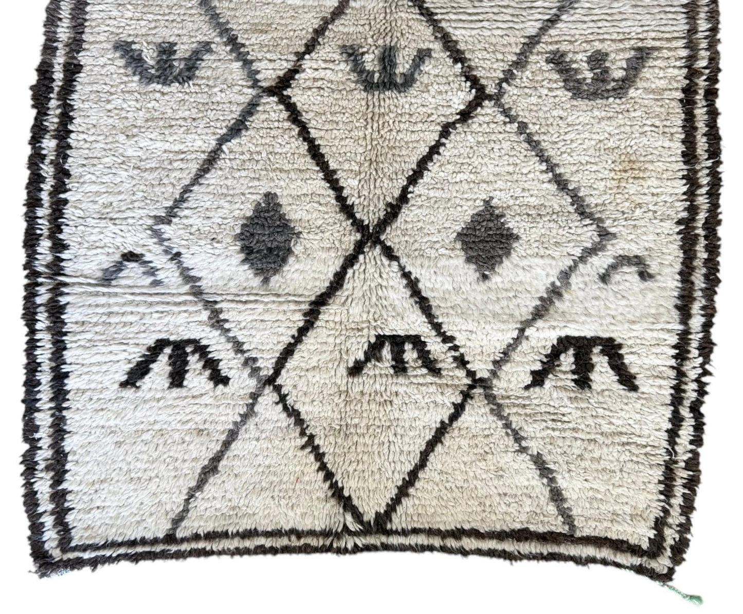 Small vintage Beni ouarain rug morocco