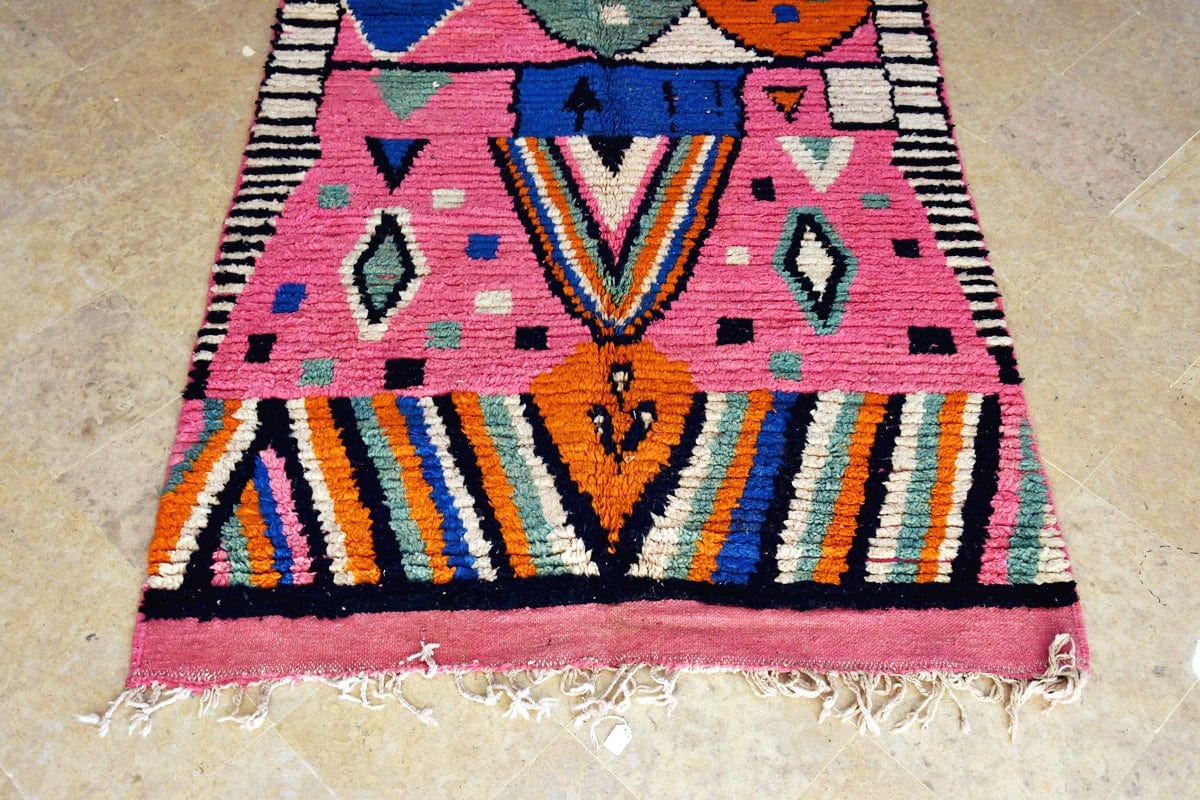 Pink abstract moroccan boujaad rug botton with tassels