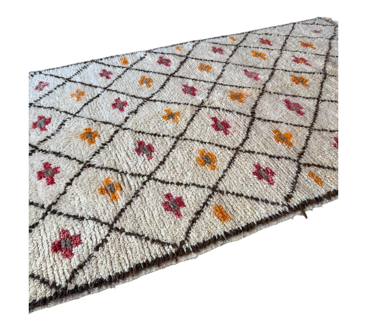 Yellow red black diamonds white moroccan beni ourain vintage rug close up side