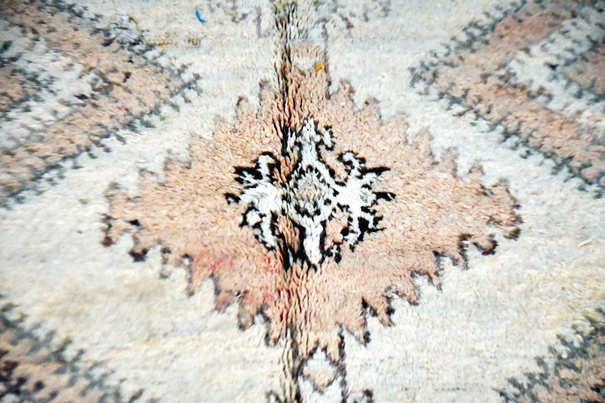 close up zemmour rug