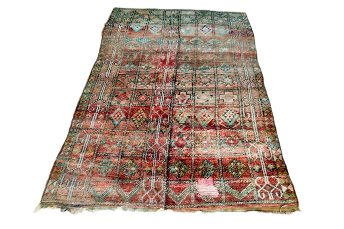 faded red symethrical moroccan vintage zemmour rugs front