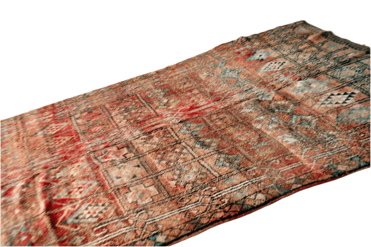 faded red symethrical moroccan vintage zemmour rugs side