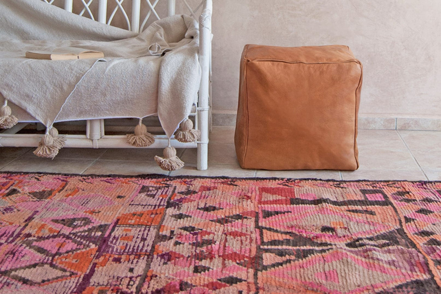 Vintage boujaad rug moroccan pouf boho interior decor moroccan architecture