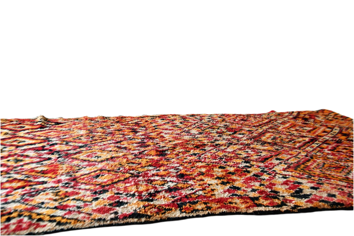 Antique Ait Youssi moroccan rug side