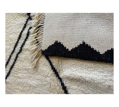 Black and white Beni Ourain rug back