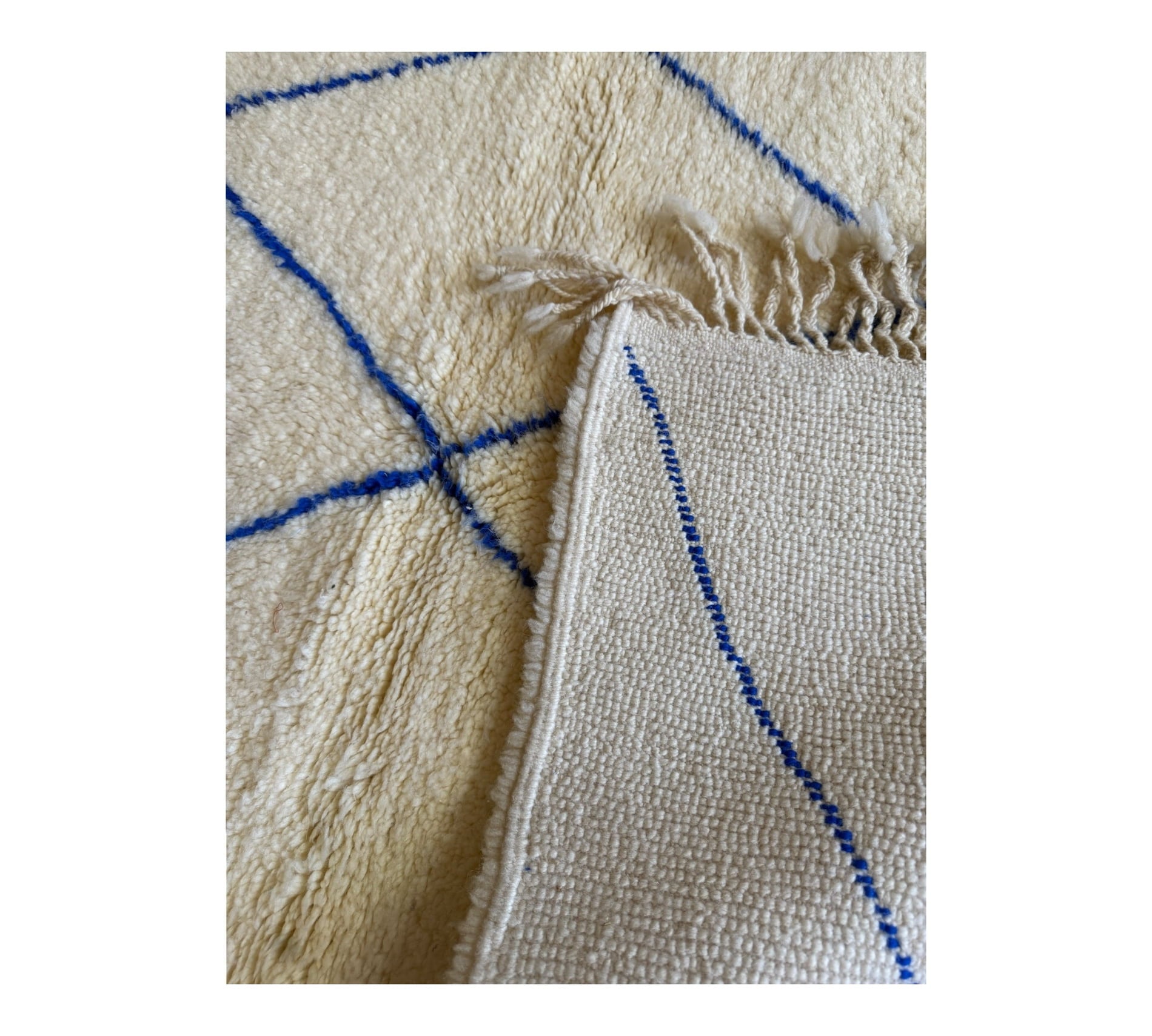 Blue & white Beni Ourain Moroccan rug mediterranean back
