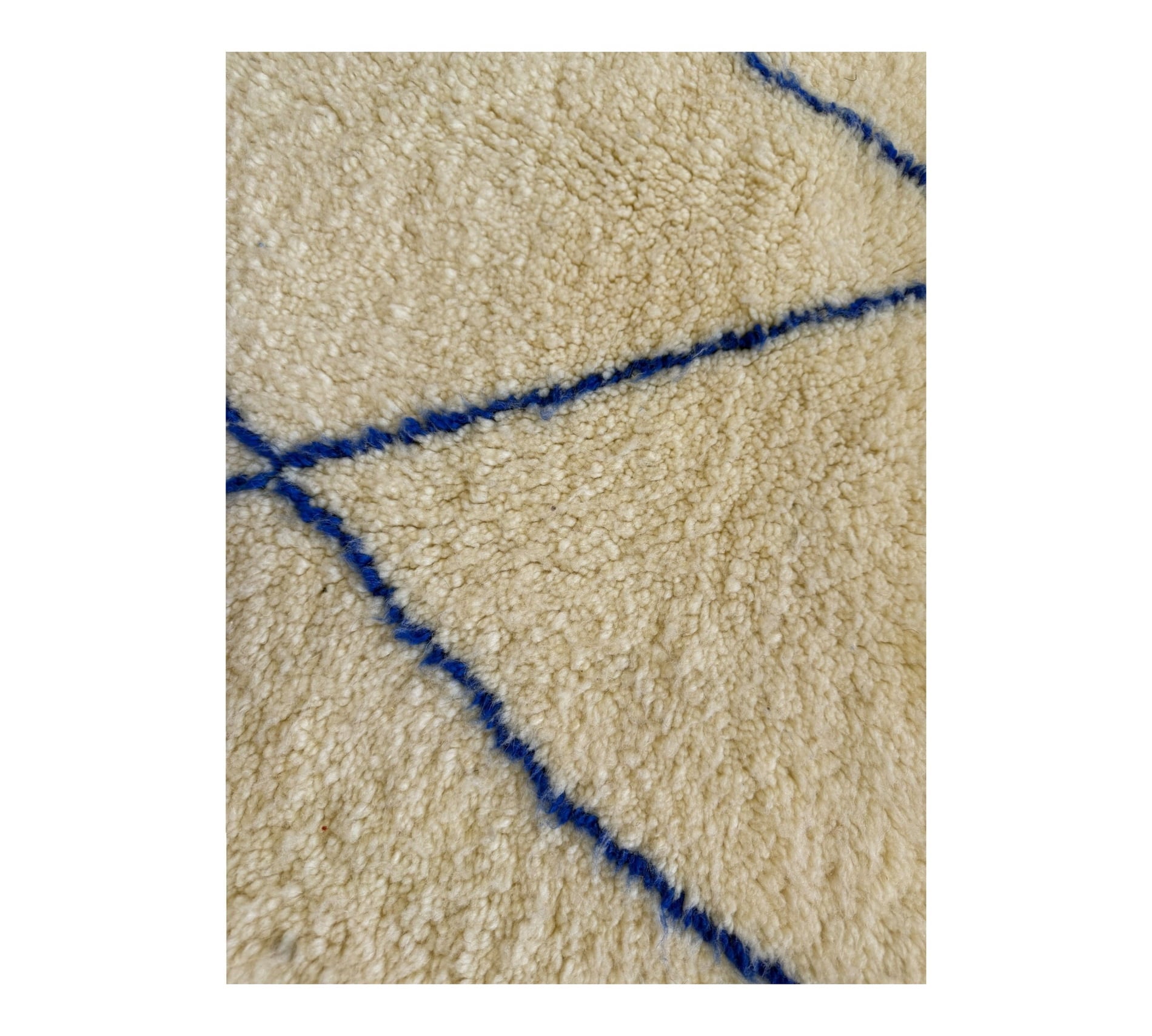 Blue & white Beni Ourain Moroccan rug mediterranean close up