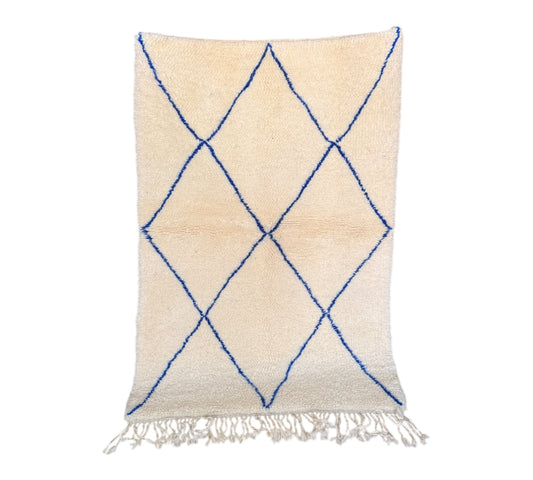 Blue & white Beni Ourain Moroccan rug mediterranean standing