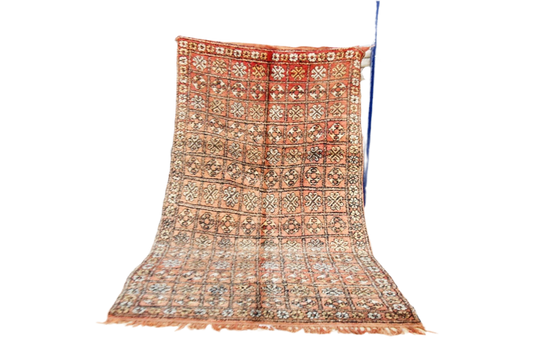 Blush symethrical vintage zemmour moroccan rug standing