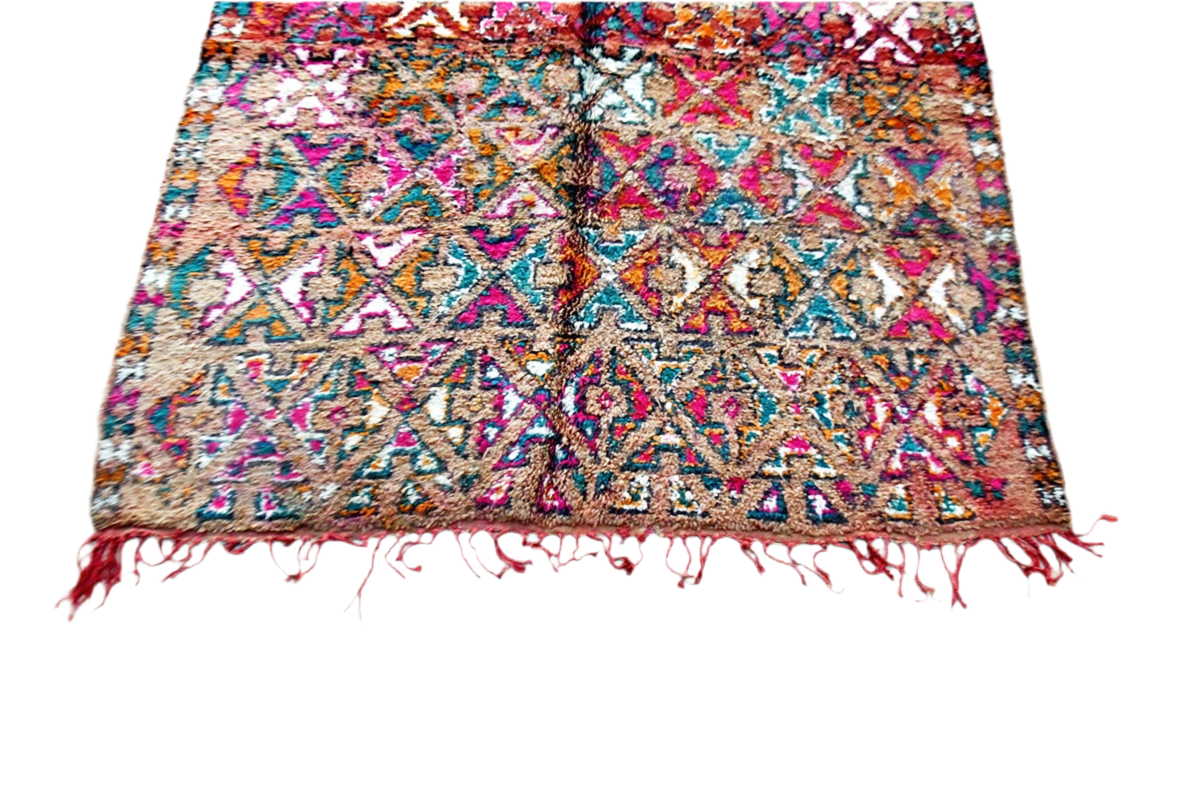 Bright red pink green vintage moroccan zemmour rug bottom