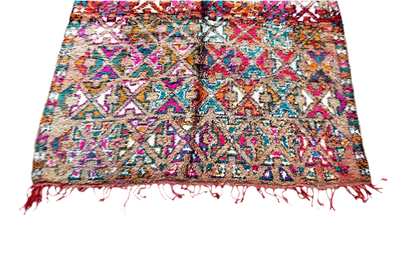 Bright red pink green vintage moroccan zemmour rug bottom