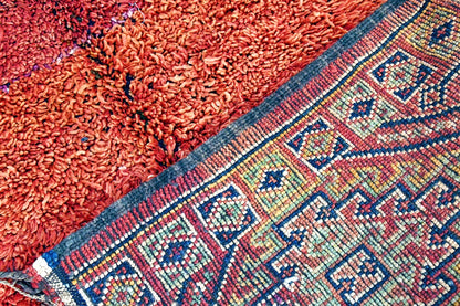Chevron back beni mguild vintage rug