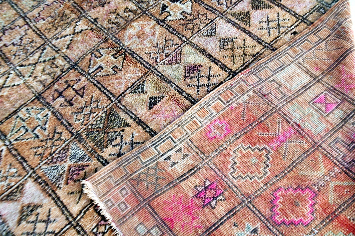 Dark rust pink zemmour rug