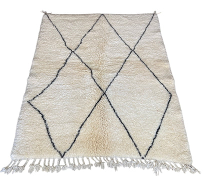 Diamond plush beni ourain rug front