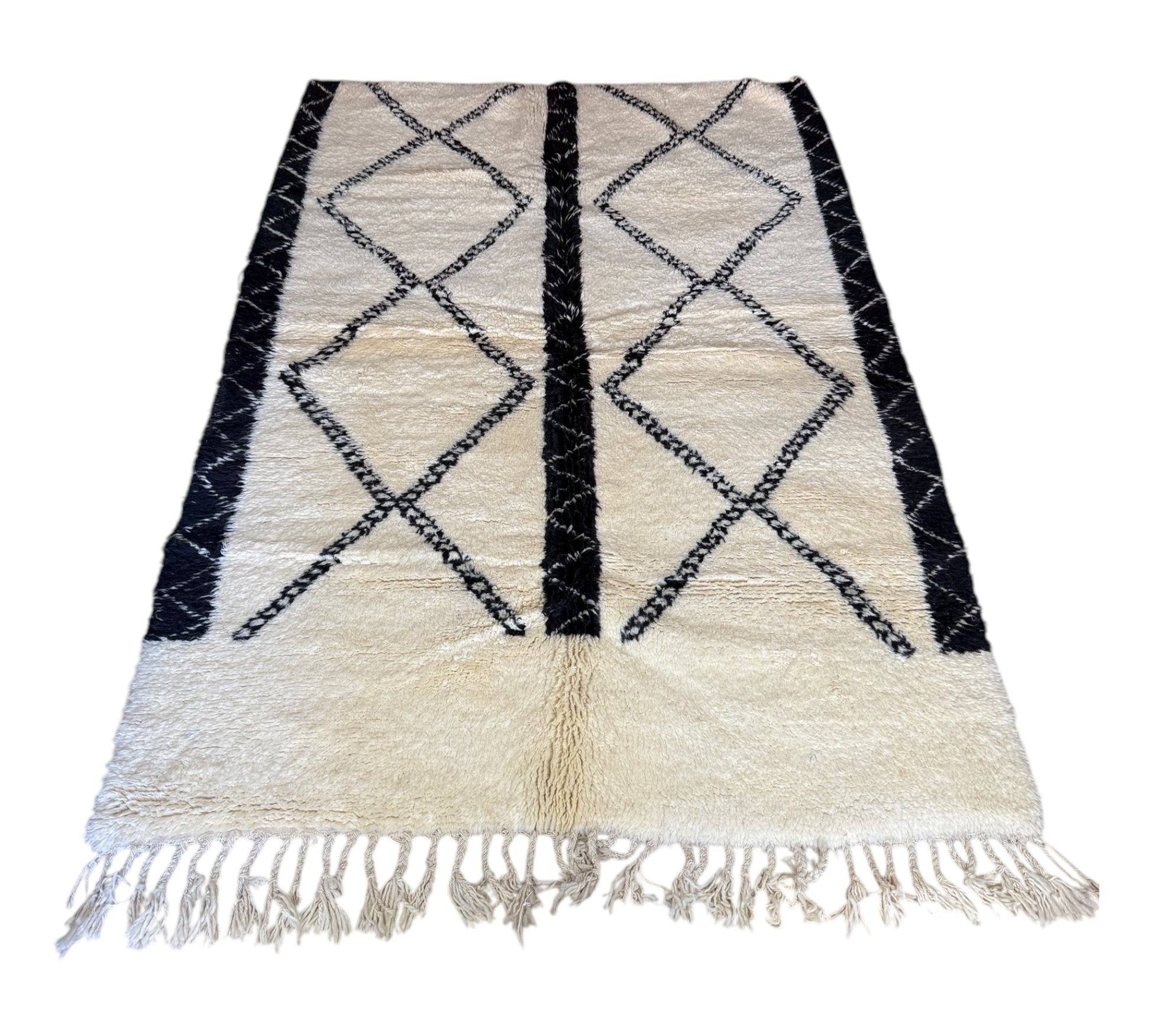 Double diamond beni ourain rug back front