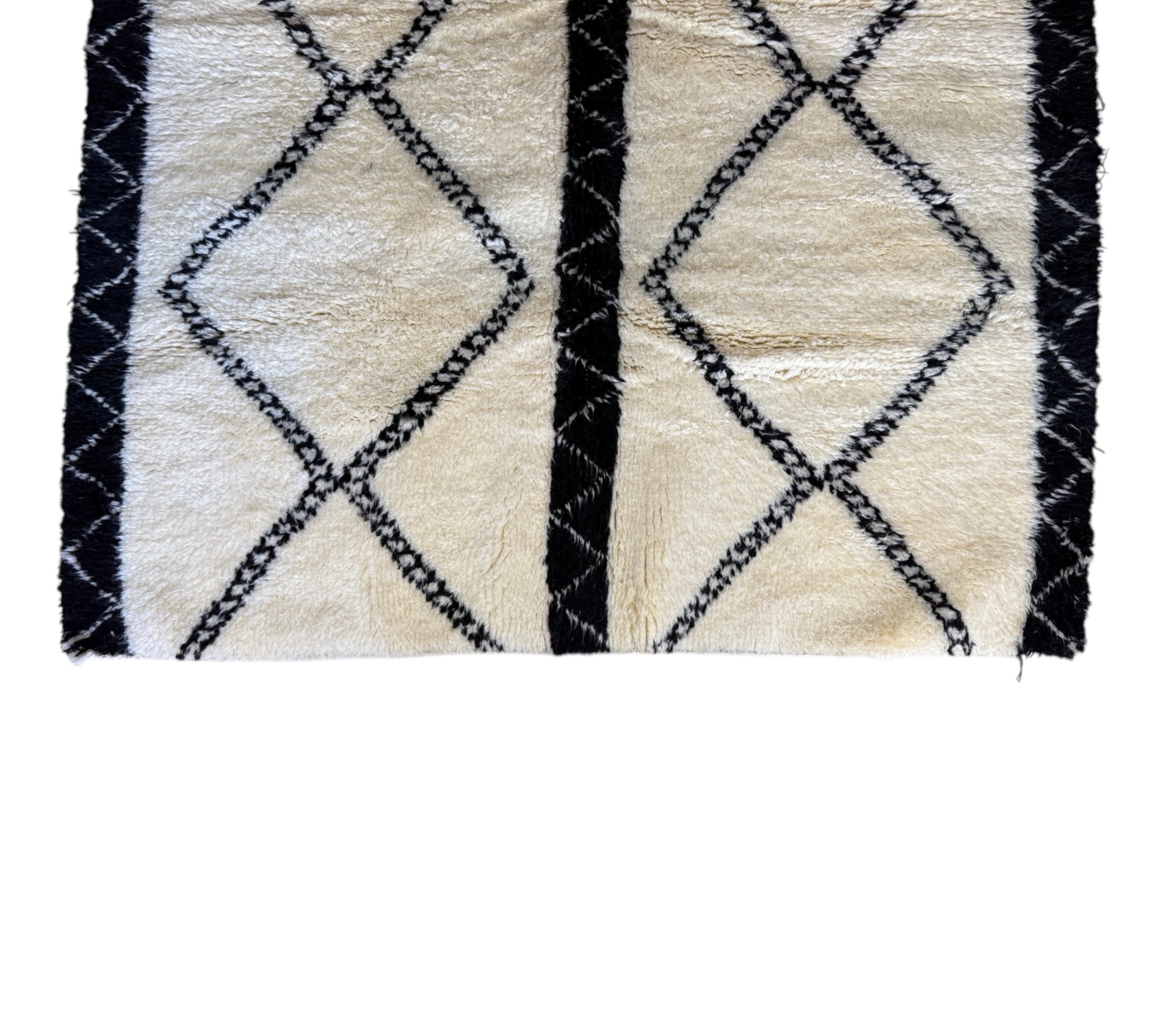 Double diamond beni ourain rug top