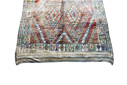 Faded red green beni mguild rectangle moroccan rug top