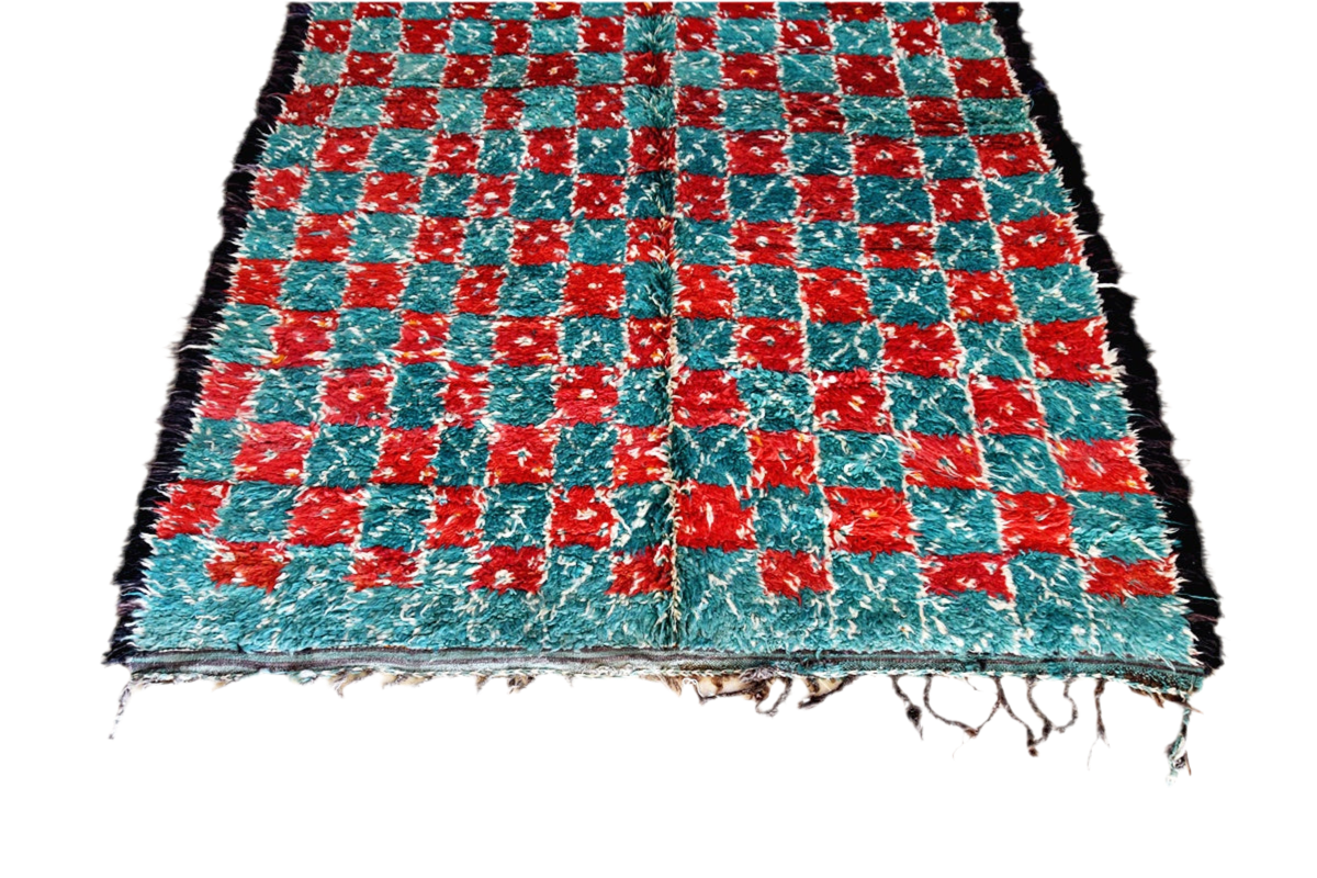Green red checker intage marmoucha moroccan rug top