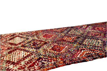 Midcentury Beni Mguild vintage rug