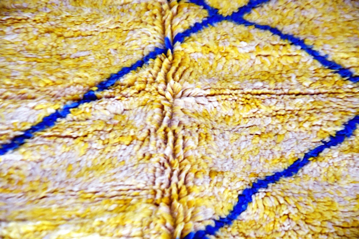 Moroccan beni mrirt yellow blue rug