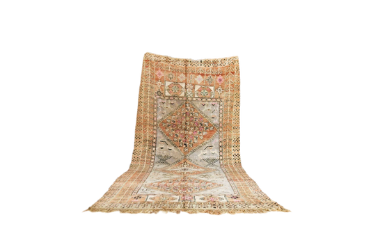 Pastel pink blue moroccan vintage zemmour rug carpet standing