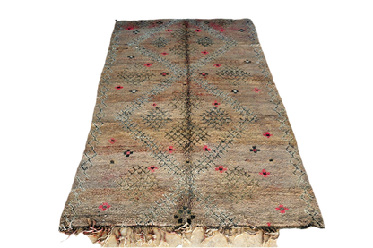 Pastel pink vintage morocccan marmoucha rug front