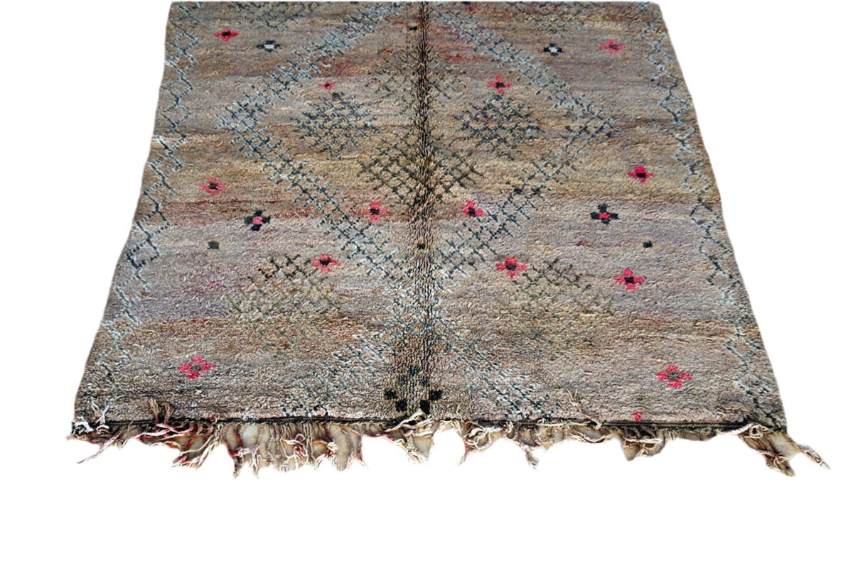 Pastel pink vintage morocccan marmoucha rug tassels