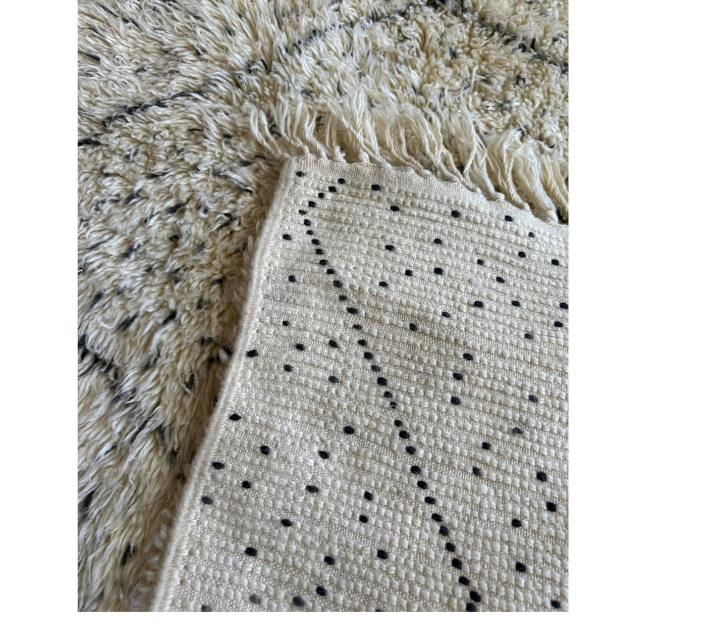 Polka dots beni ourain rug closeup plush back