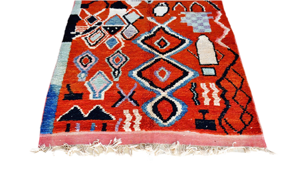 Red white black moroccan boujaad rug bottom