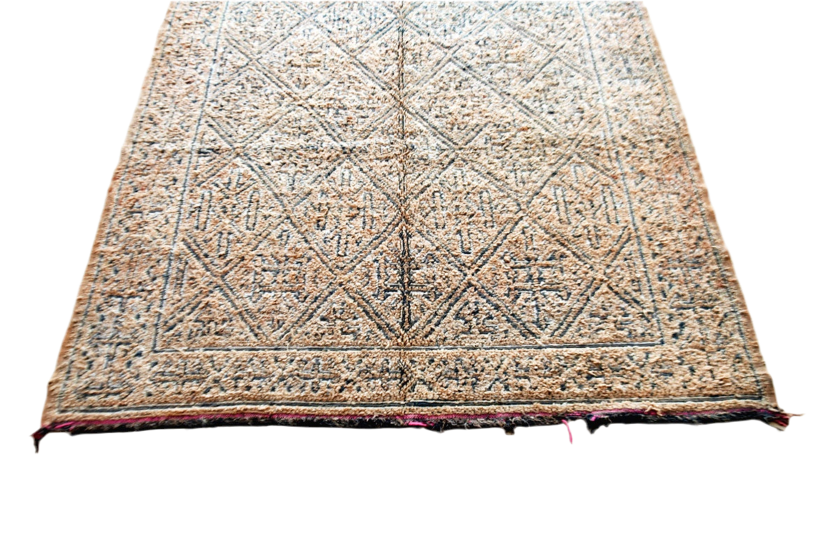 Sand grey vintage berber rug