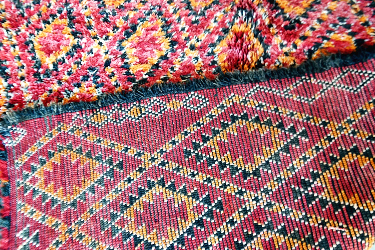 back red beni mguild rug vintage 