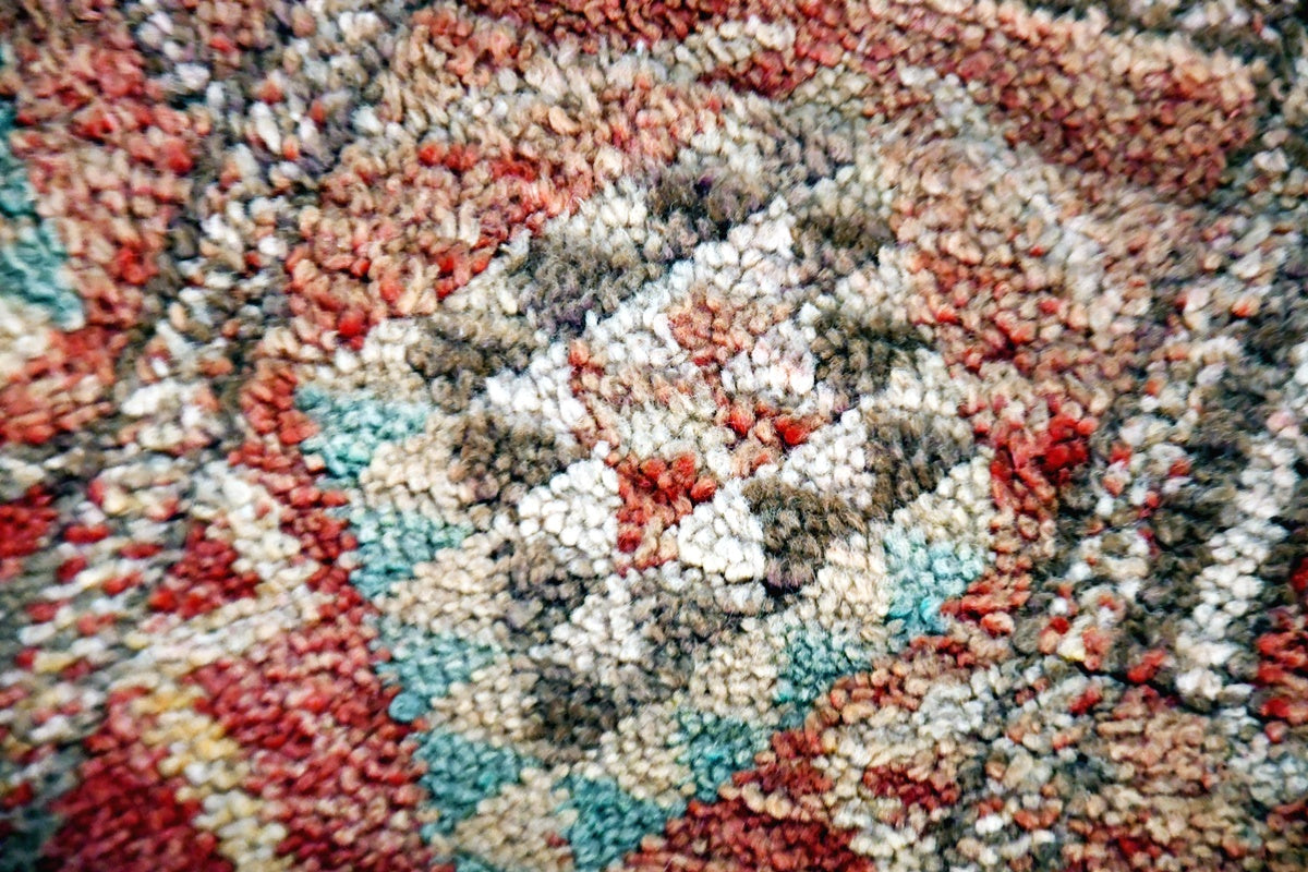 close crimson red zemmour rug