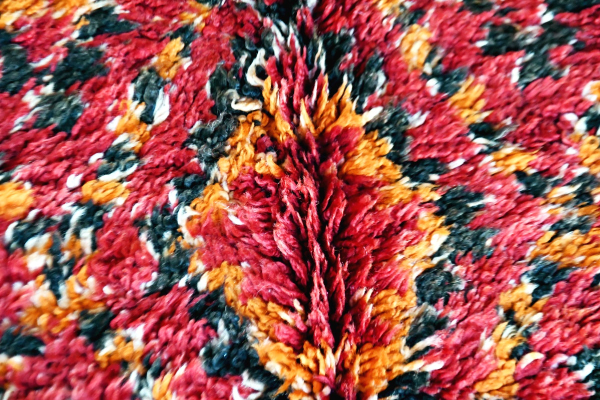 close red beni mguild rug vintage 