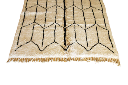 fertile black white moroccan beni mrirt rug bottom