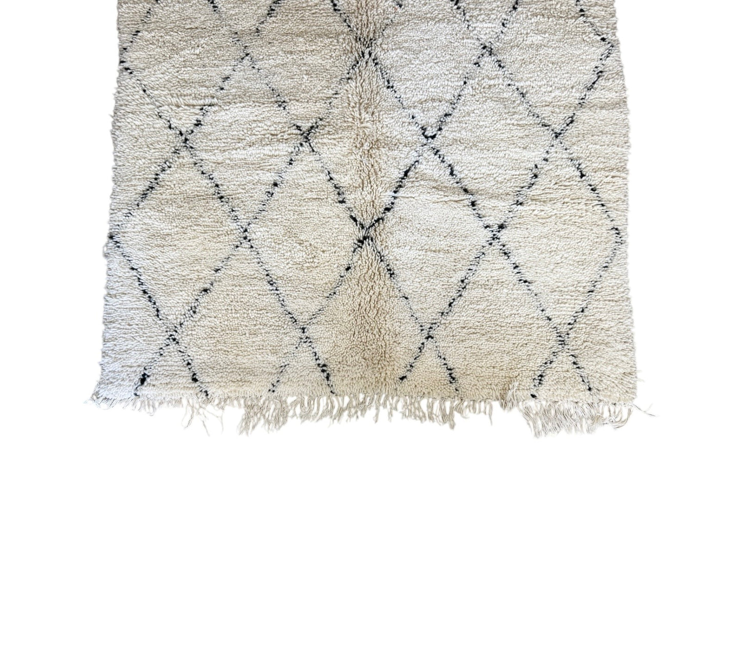 white & black diamonds symethrical beni ourain moroccan rug