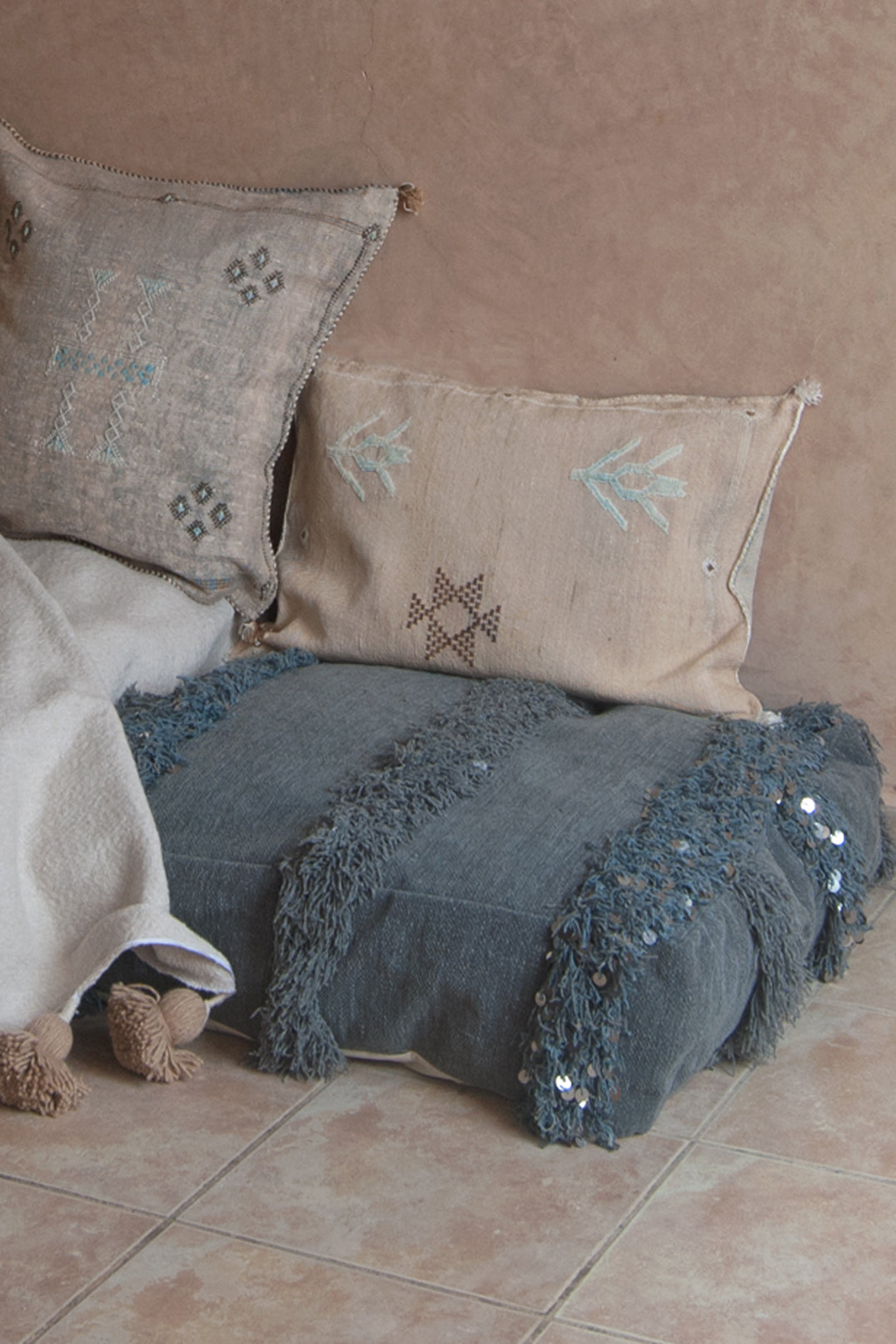 Get Handira floor cushion with sequins